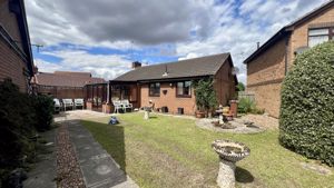 Photo 8- click for photo gallery